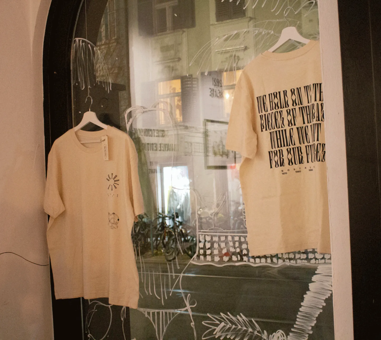 Siebdruck auf T-Shirt für Modelabel — Bild 2