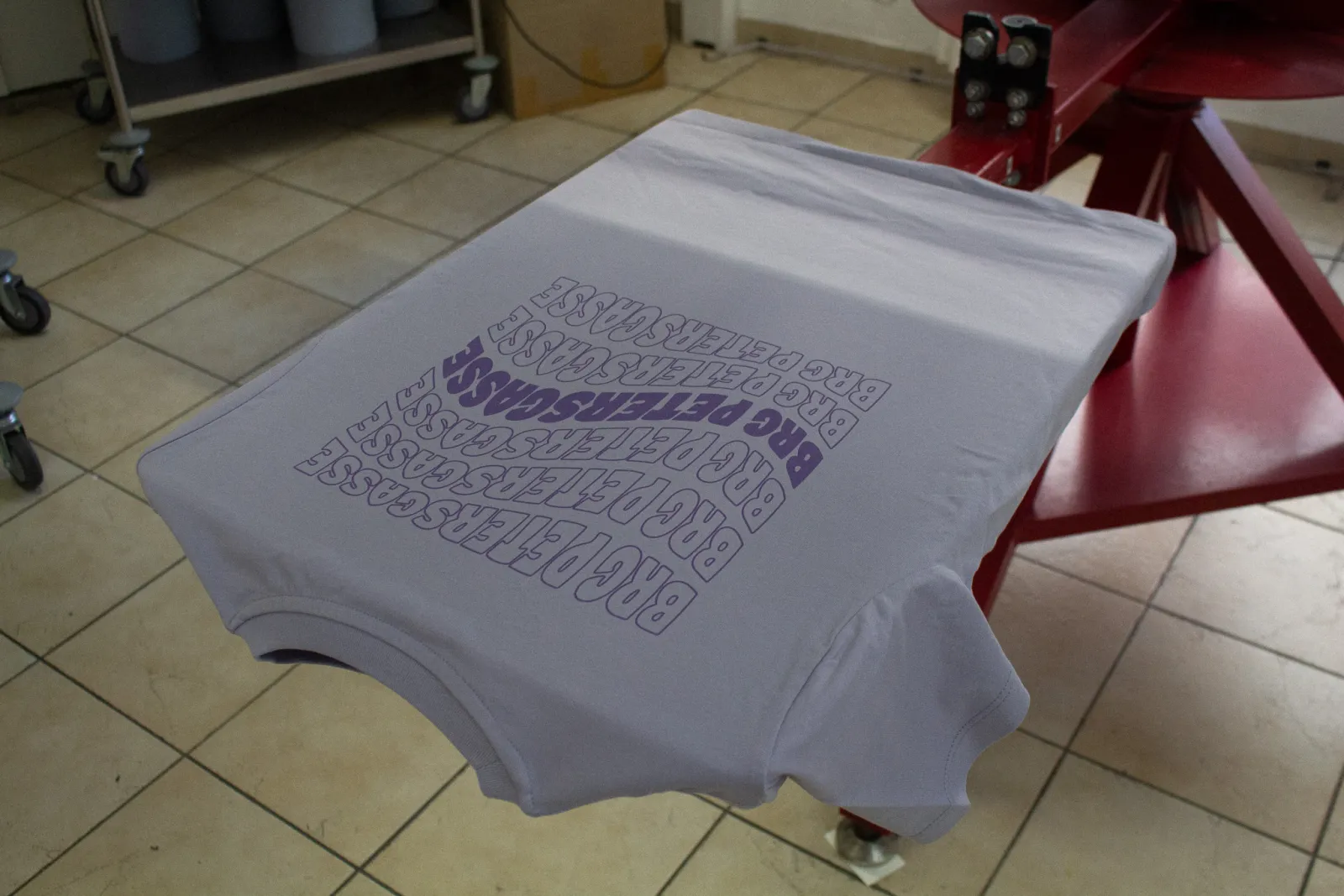 BRG Petersgasse - Schulmerch. — Bild 4
