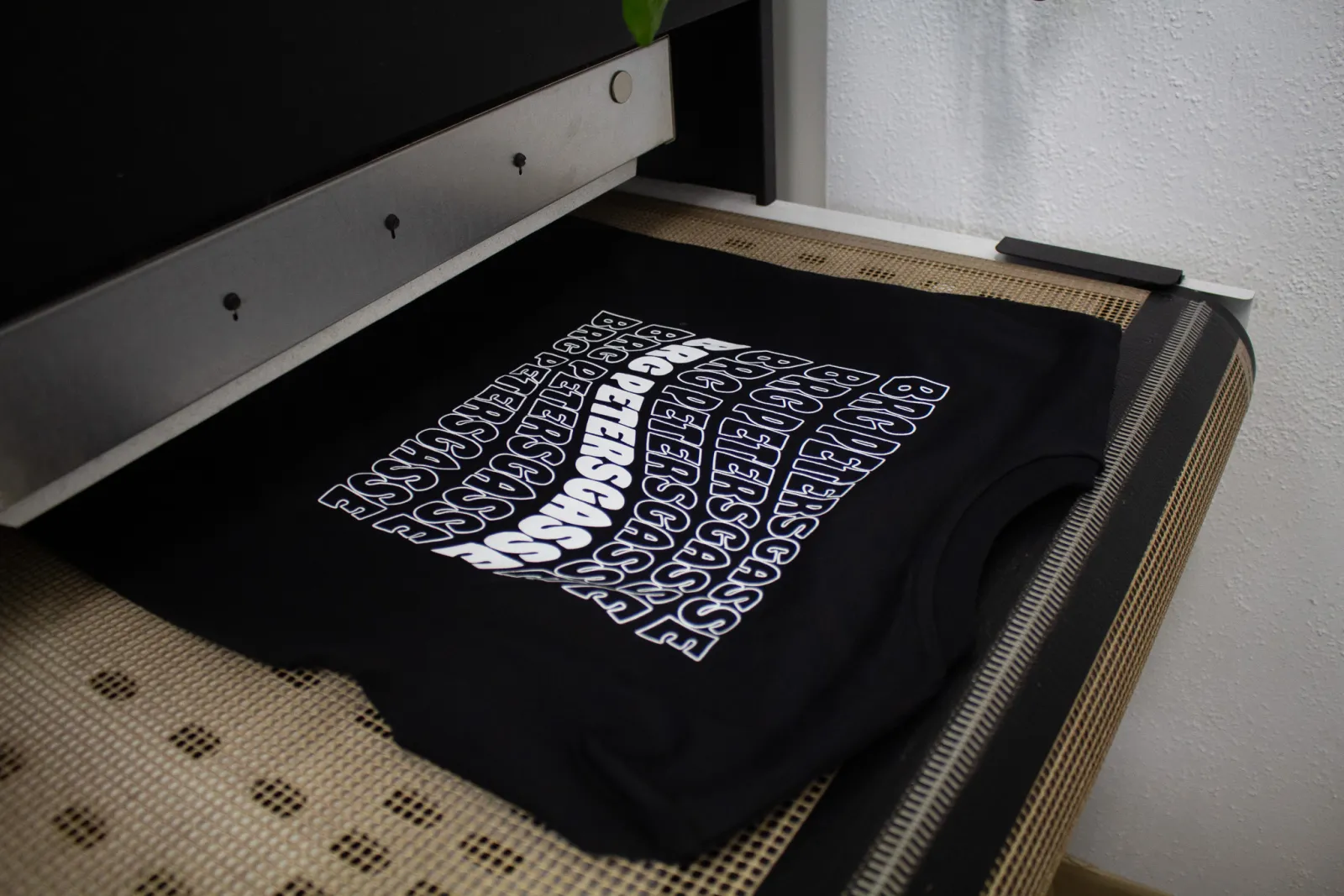 BRG Petersgasse - Schulmerch. — Bild 1